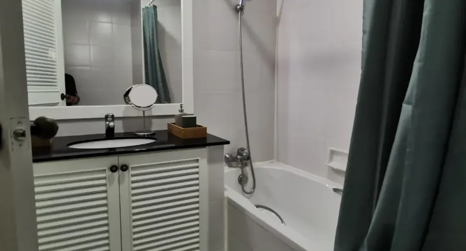 Wohnung zur Miete mit 2 Zimmer in Watthana, Bangkok