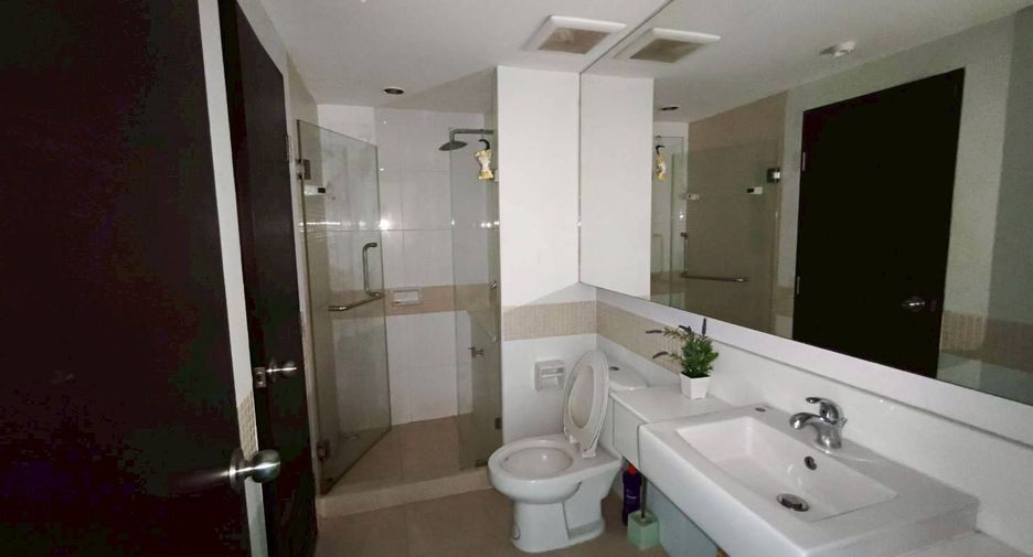 Wohnung zur Miete mit 2 Zimmer in Yan Nawa, Bangkok