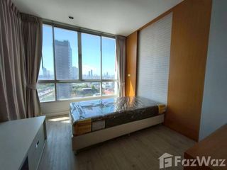 Condo en alquiler de 2 habitaciones en Yan Nawa, Bangkok