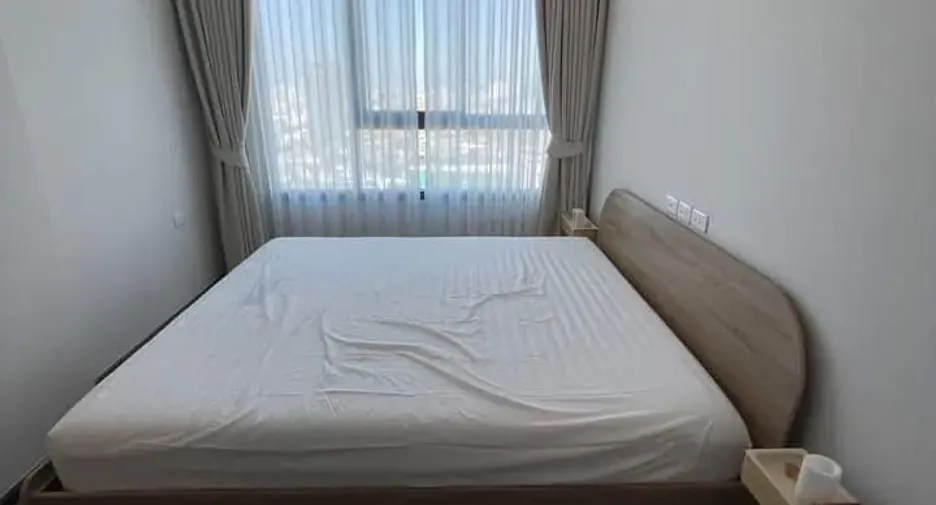 For rent 2 bedrooms condo in Bang Rak, Bangkok