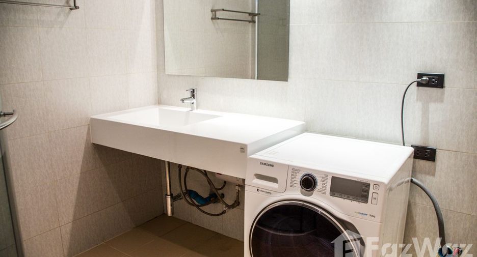 For rent 1 bed condo in Sathon, Bangkok
