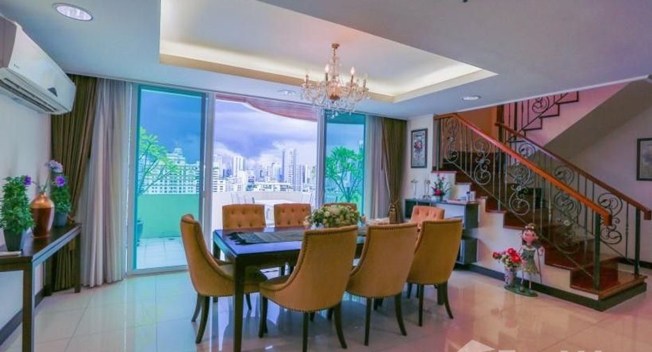 À louer 4 chambres condo à Watthana, Bangkok
