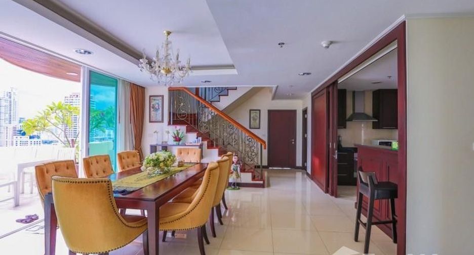 À louer 4 chambres condo à Watthana, Bangkok
