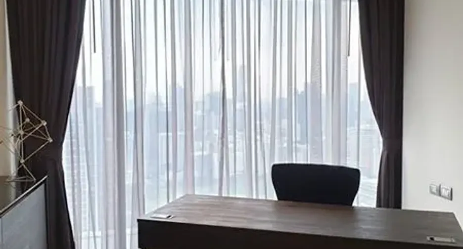 Condo en alquiler de 2 habitaciones en Pathum Wan, Bangkok