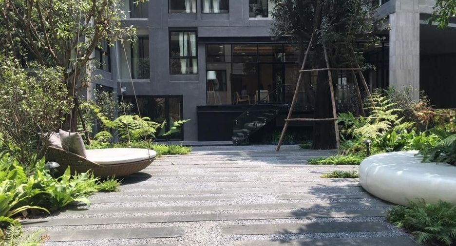 For rent 2 ベッドルーム condo in Khlong Toei, Bangkok
