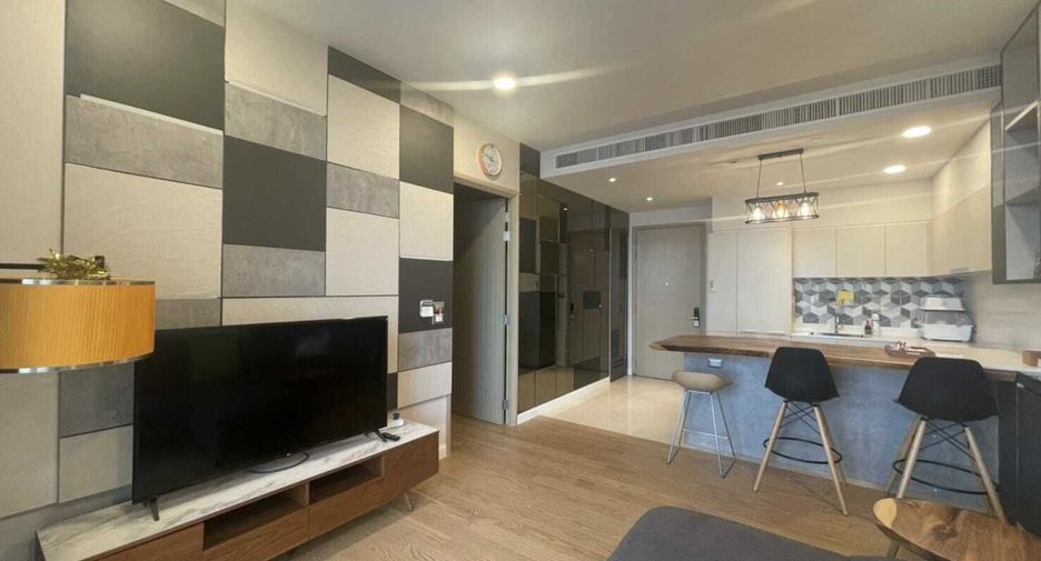 À louer 1 chambre condo à Khlong San, Bangkok