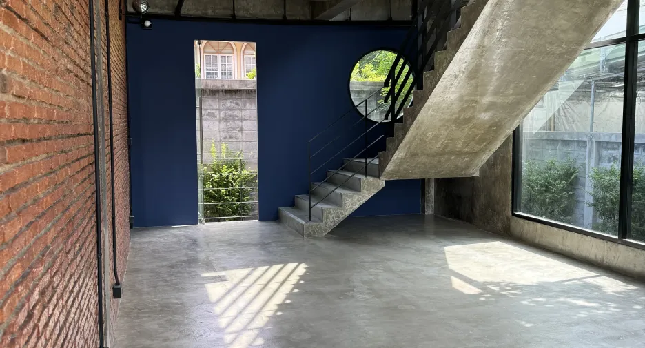 For rent retail Space in Yan Nawa, Bangkok