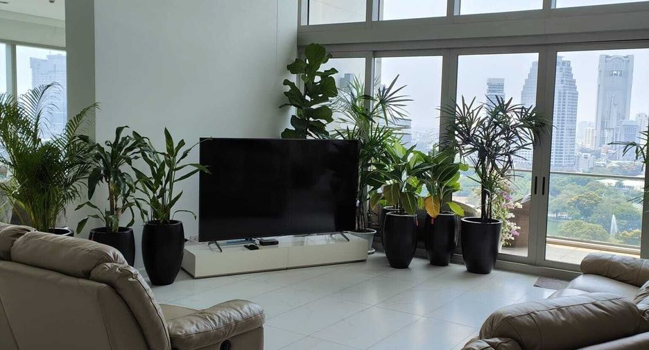 Wohnung zur Miete mit 3 Zimmer in Pathum Wan, Bangkok
