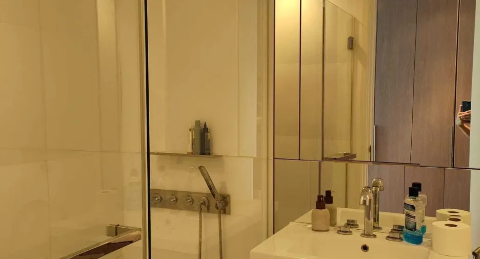 Wohnung zur Miete mit 3 Zimmer in Pathum Wan, Bangkok