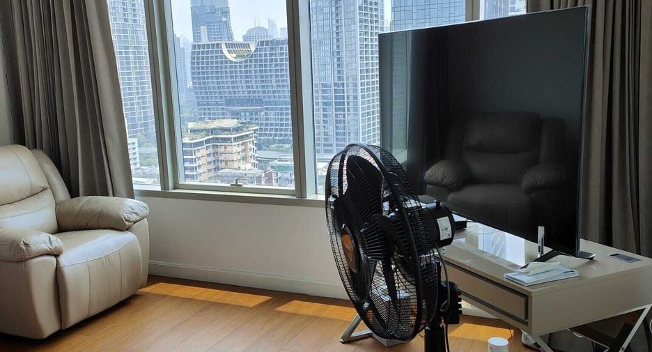 Wohnung zur Miete mit 3 Zimmer in Pathum Wan, Bangkok
