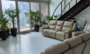 Condo en alquiler de 3 habitaciones en Pathum Wan, Bangkok