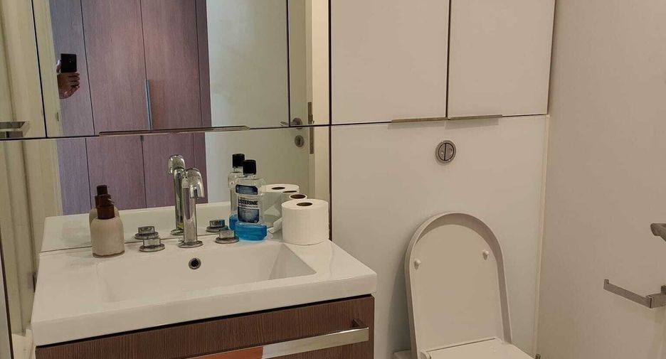 Wohnung zur Miete mit 3 Zimmer in Pathum Wan, Bangkok