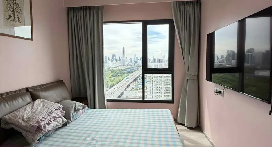 For rent 1 bed condo in Huai Khwang, Bangkok