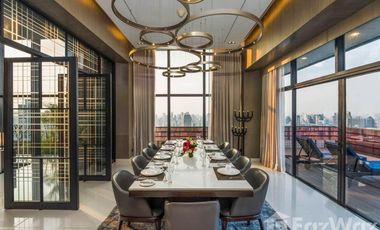 For rent 3 bedrooms condo in Khlong Toei, Bangkok