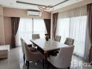 For rent 4 bedrooms house in Saphan Sung, Bangkok
