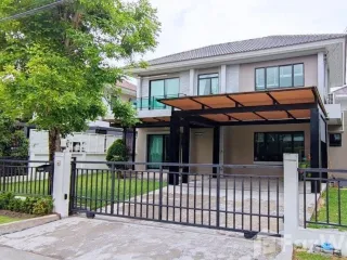 For rent 4 bedrooms house in Saphan Sung, Bangkok