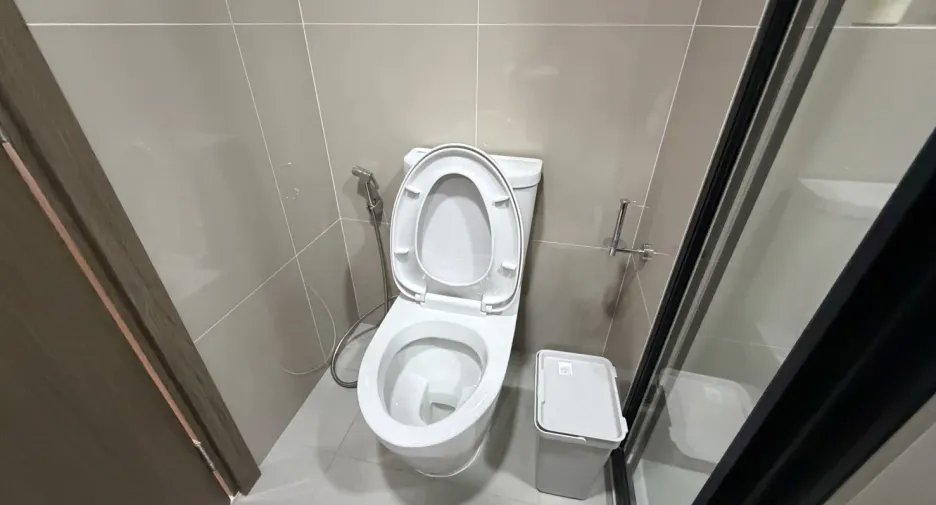 For rent studio condo in Phaya Thai, Bangkok