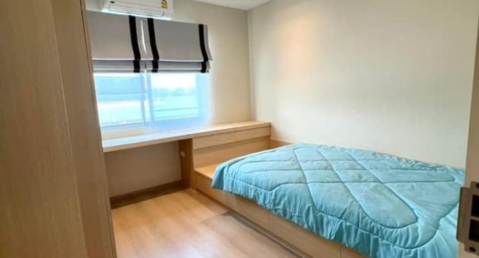 For rent 3 bedrooms townhouse in Bang Bo, Samut Prakan