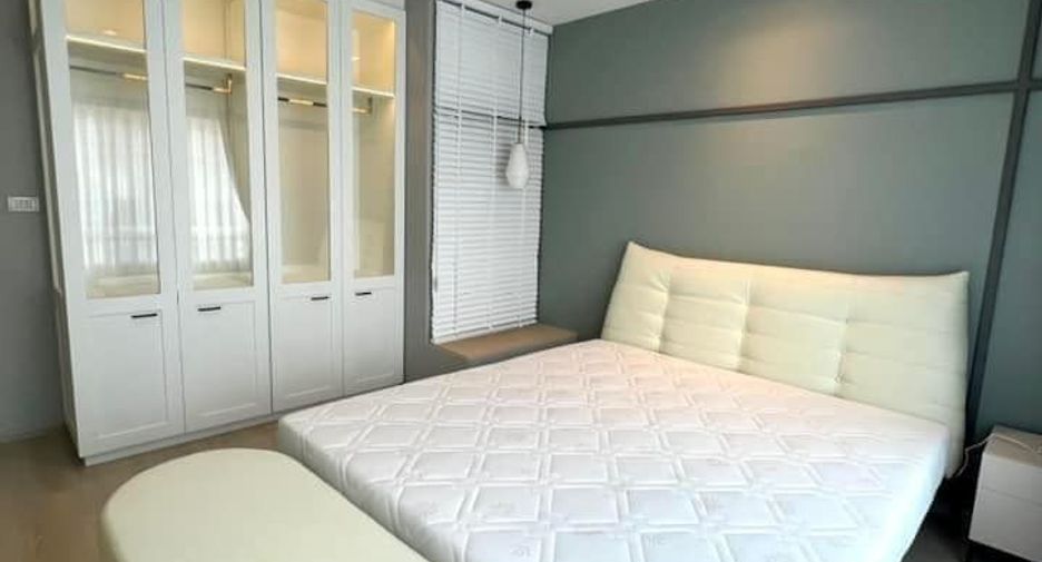 For rent 3 bedrooms townhouse in Bang Bo, Samut Prakan