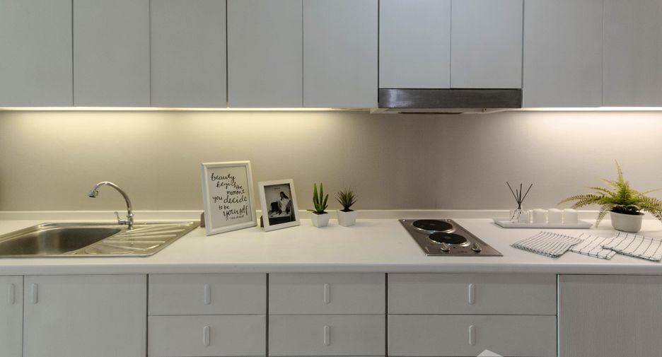 For rent 1 bed condo in Watthana, Bangkok