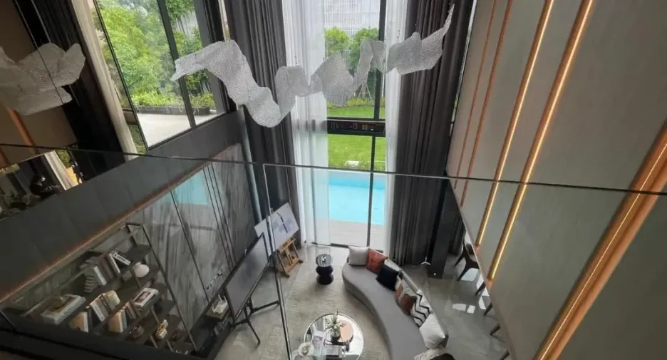 Casa en alquiler de 5 habitaciones en Bang Na, Bangkok