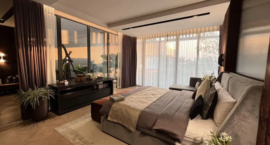 Casa en alquiler de 5 habitaciones en Bang Na, Bangkok