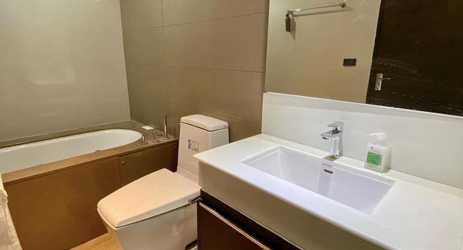 For rent 1 bed condo in Pathum Wan, Bangkok