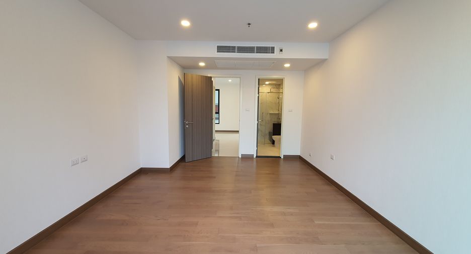ให้เช่า 4 ห้องนอน คอนโด ใน คลองสาน, กรุงเทพฯ