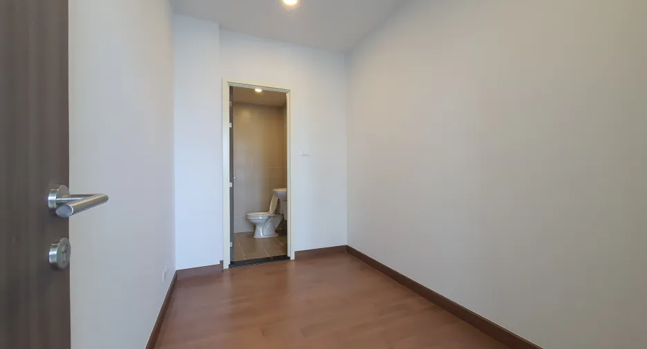 ให้เช่า 4 ห้องนอน คอนโด ใน คลองสาน, กรุงเทพฯ