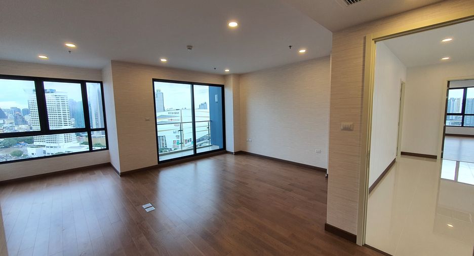 ให้เช่า 4 ห้องนอน คอนโด ใน คลองสาน, กรุงเทพฯ