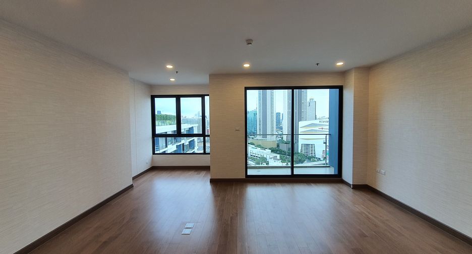ให้เช่า 4 ห้องนอน คอนโด ใน คลองสาน, กรุงเทพฯ