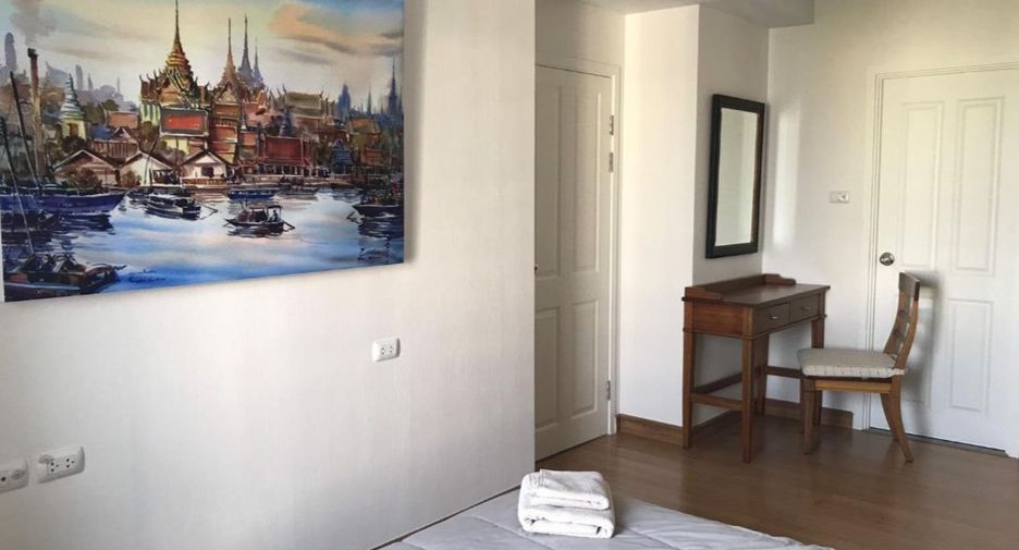 For rent 2 bedrooms condo in Chatuchak, Bangkok