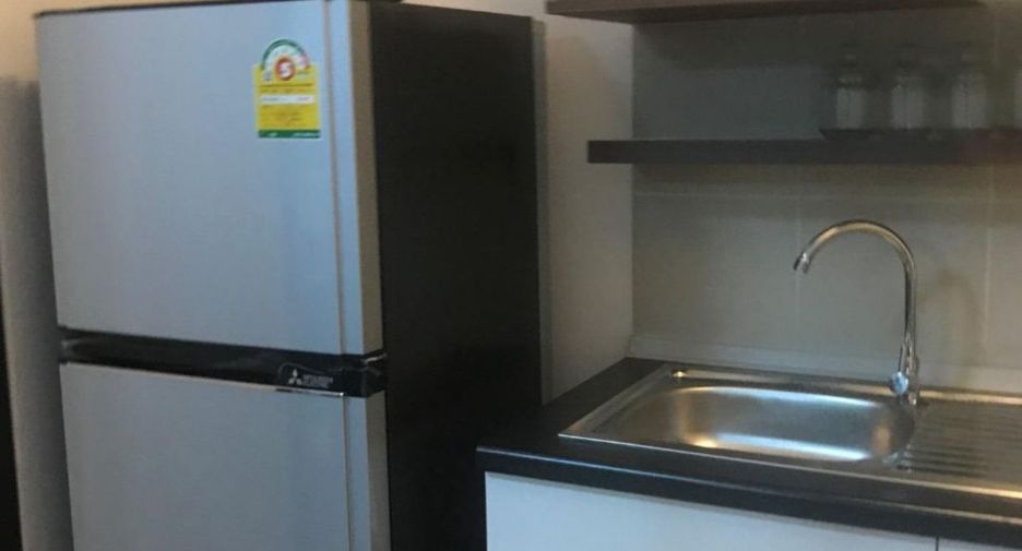 For rent 2 bedrooms condo in Chatuchak, Bangkok