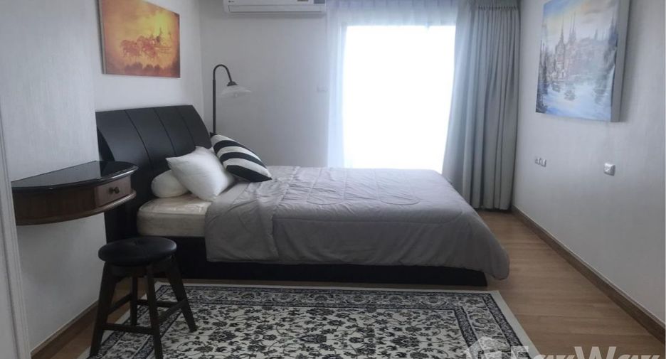 For rent 2 bedrooms condo in Chatuchak, Bangkok