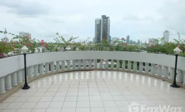 Condo en alquiler de 4 habitaciones en Sathon, Bangkok