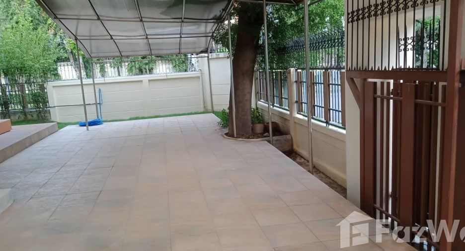 For rent 3 bedrooms house in Prawet, Bangkok