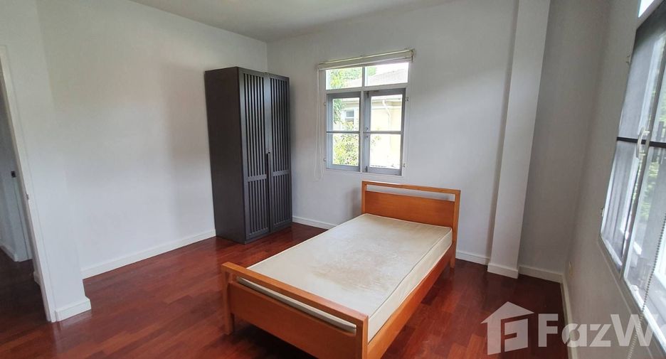For rent 3 bedrooms house in Prawet, Bangkok