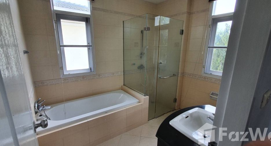 For rent 3 bedrooms house in Prawet, Bangkok
