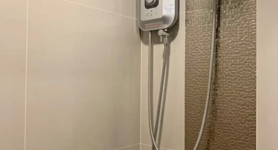For rent studio condo in Khlong San, Bangkok