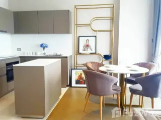 Condo en alquiler de 2 habitaciones en Khlong San, Bangkok