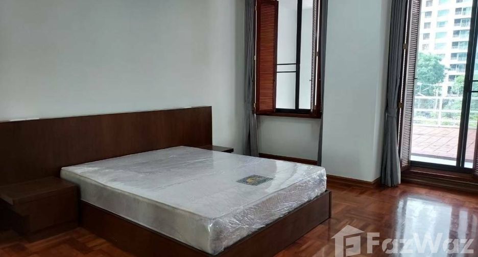 For rent 3 bedrooms apartment in Pathum Wan, Bangkok