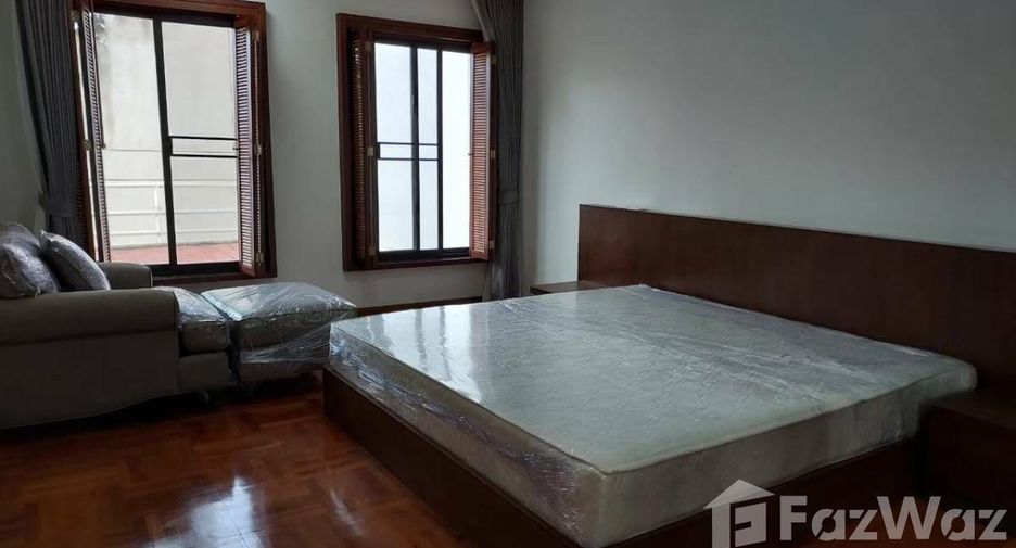 For rent 3 bedrooms apartment in Pathum Wan, Bangkok