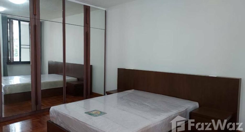 For rent 3 bedrooms apartment in Pathum Wan, Bangkok