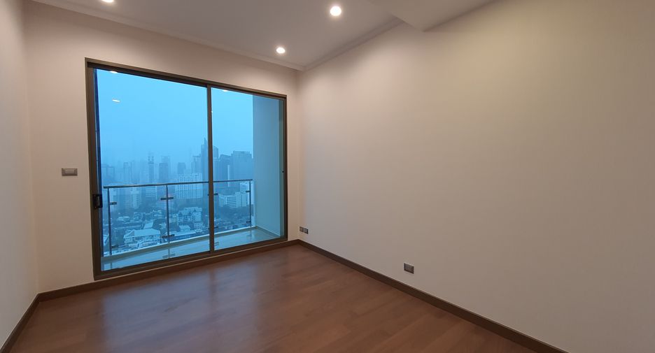 For rent 3 ベッドルーム condo in Watthana, Bangkok