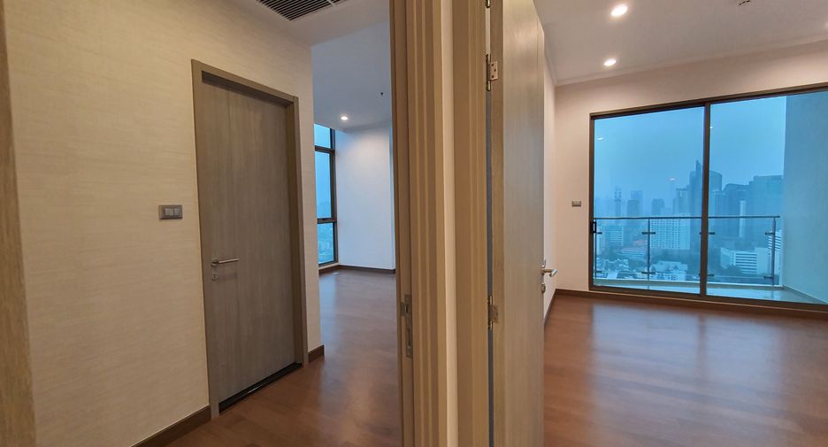 For rent 3 ベッドルーム condo in Watthana, Bangkok