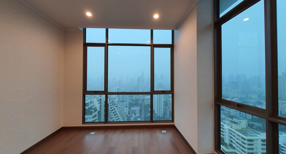 For rent 3 ベッドルーム condo in Watthana, Bangkok