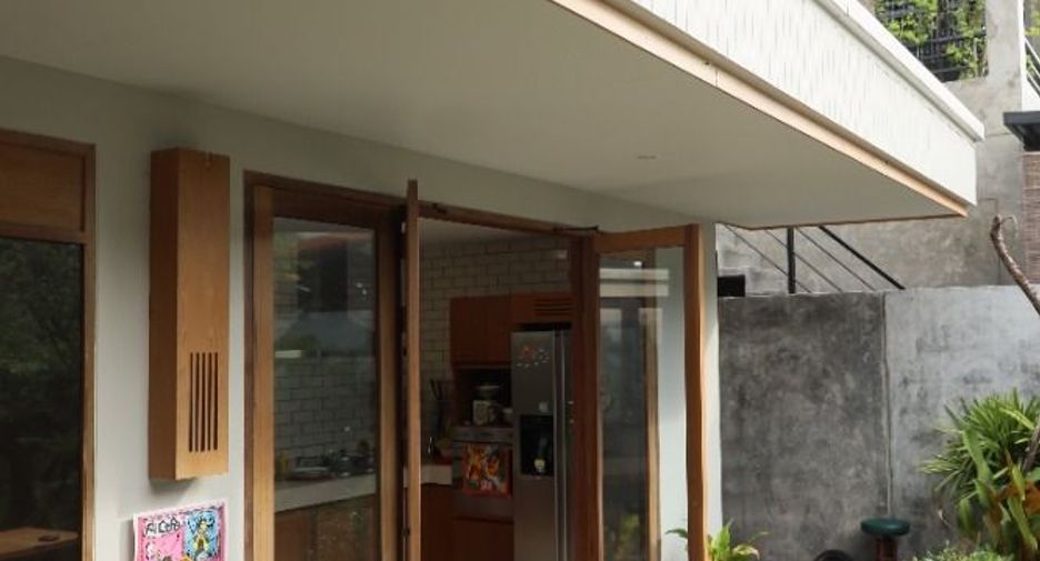 À louer 2 chambres maison à Lat Phrao, Bangkok