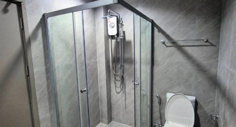 Condo en alquiler de 2 habitaciones en Khlong Toei, Bangkok