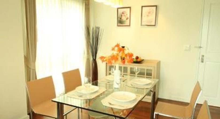 For rent 2 bedrooms condo in Watthana, Bangkok