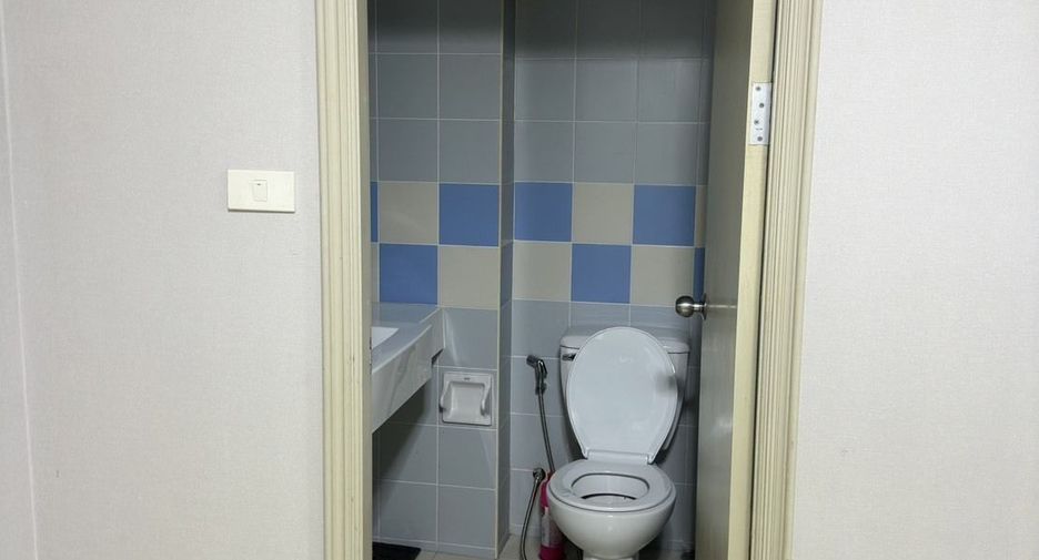 For rent 2 bedrooms condo in Suan Luang, Bangkok